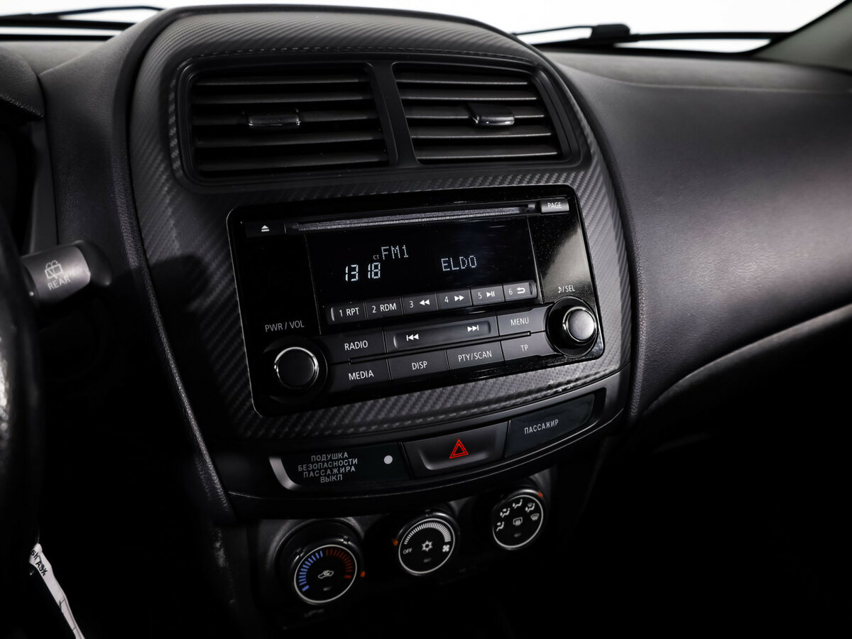 Б/У Митсубиши АС-Икс 2014 года. Фото: #11