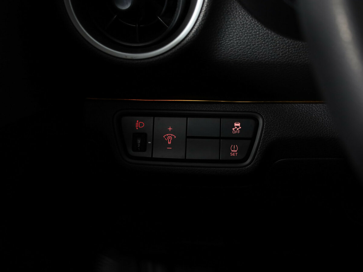 Б/У Киа Церато 2018 года. Фото: #14