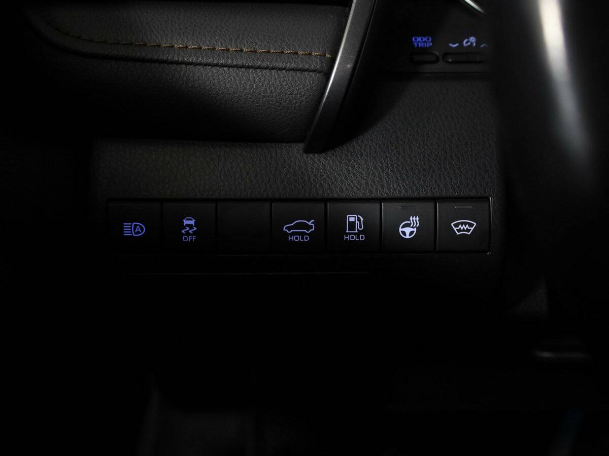 Toyota Camry 2021 года с пробегом. Фото: #17