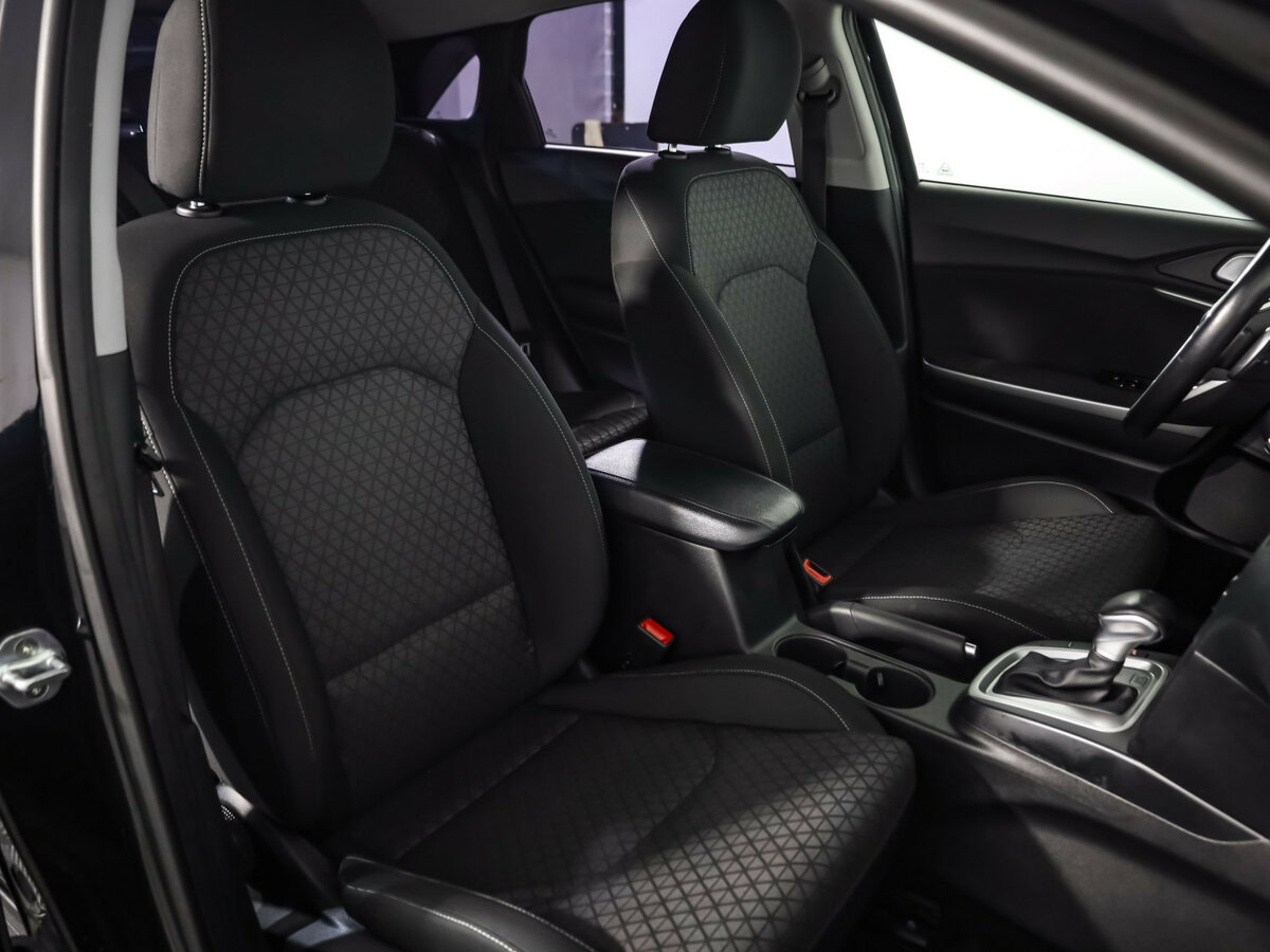 Б/У Киа Сид 2018 года. Фото: #18