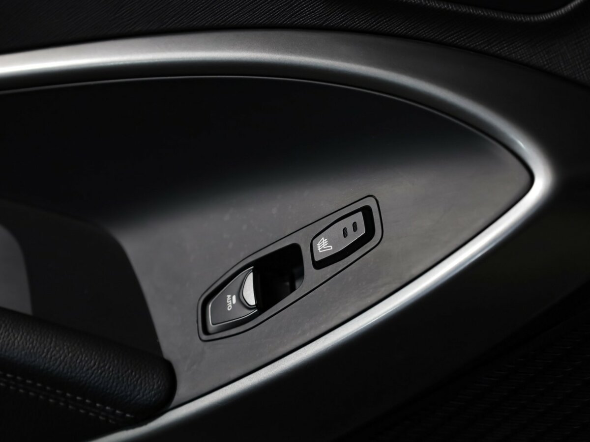 Hyundai Santa Fe 2016 года с пробегом. Фото: #18