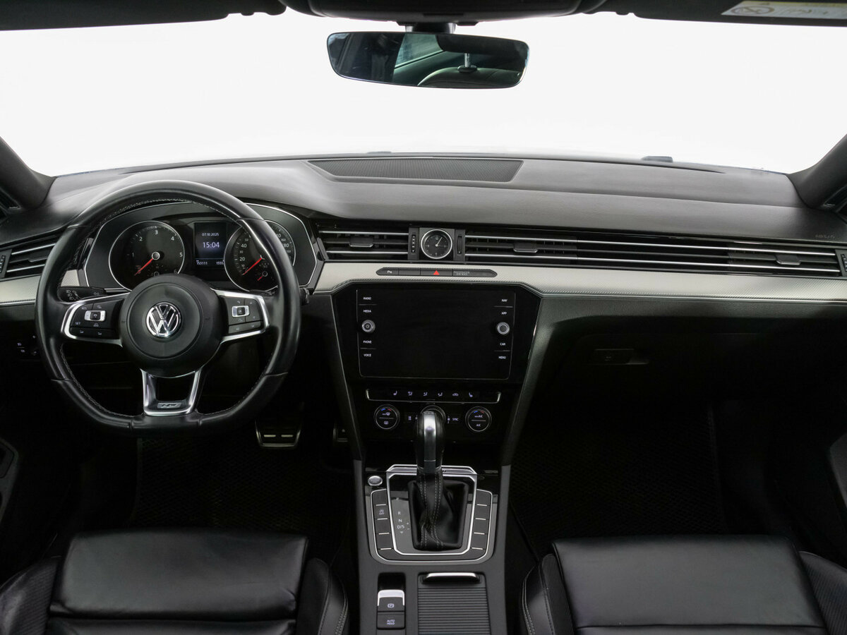 Б/У Фольксваген Пассат 2018 года. Фото: #9