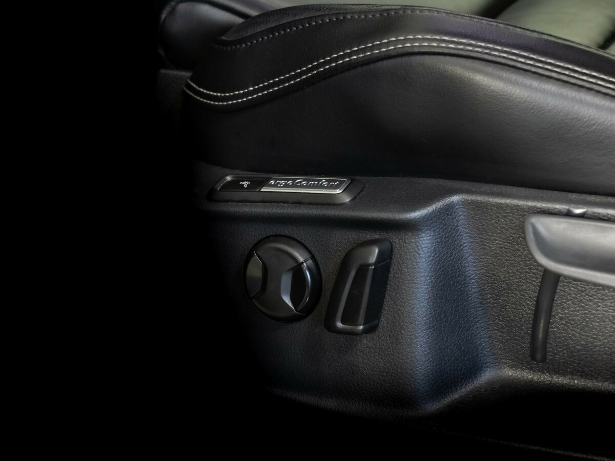 Б/У Фольксваген Пассат 2018 года. Фото: #22