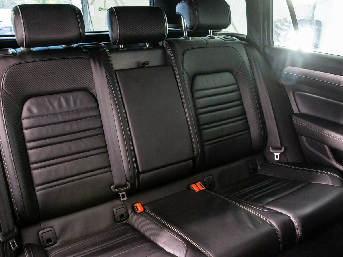 Б/У Фольксваген Пассат 2018 года. Фото: #25