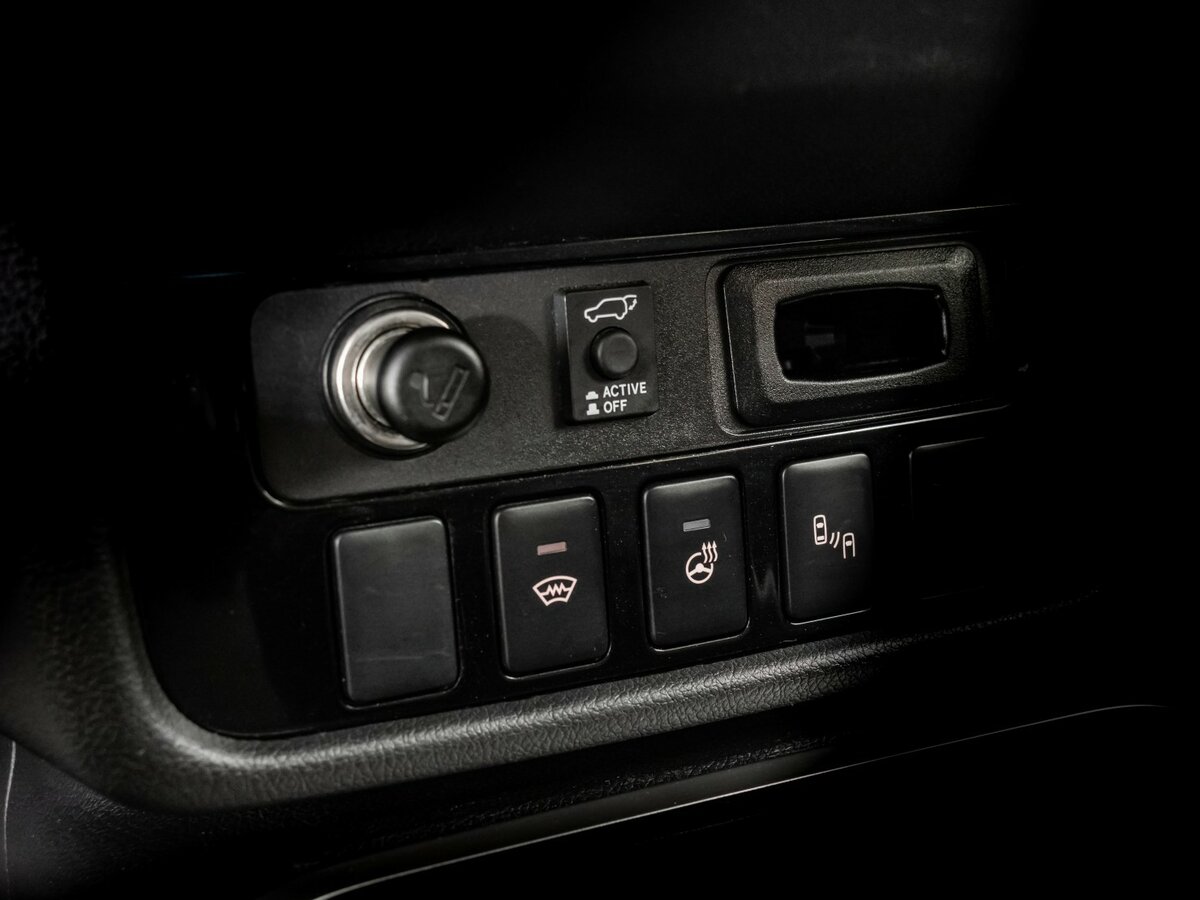 Б/У Митсубиши Оутлэндер 2017 года. Фото: #14