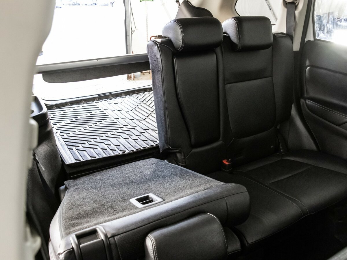 Б/У Митсубиши Оутлэндер 2017 года. Фото: #25