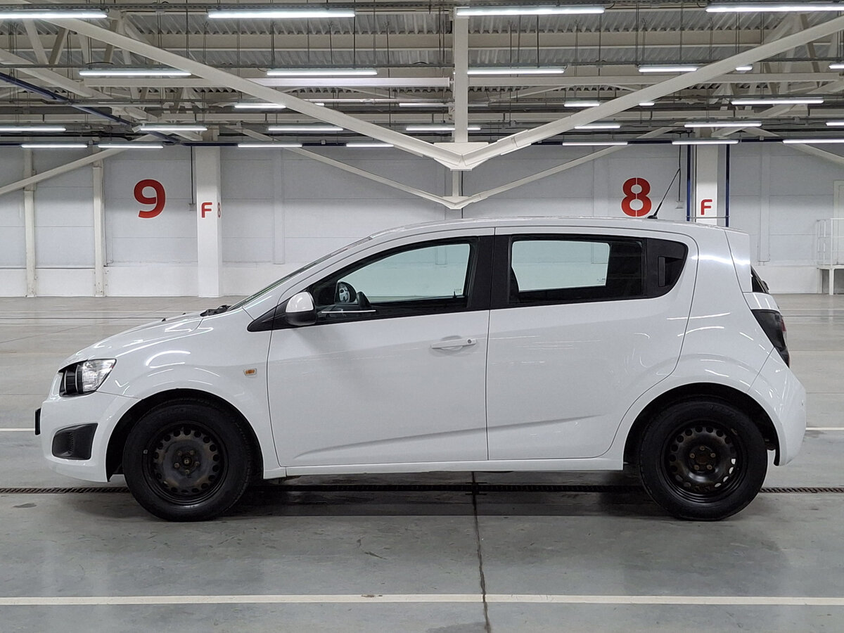 Chevrolet Aveo 2015 года с пробегом. Фото: #7