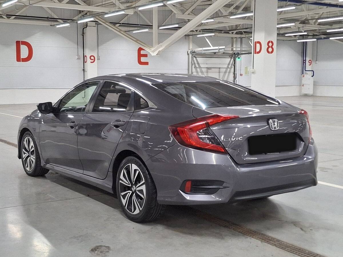 Honda Civic 2016 года с пробегом. Фото: #6