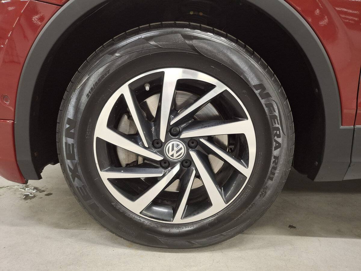 Volkswagen Tiguan 2018 года с пробегом. Фото: #17