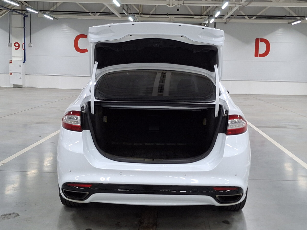 Ford Mondeo 2016 года с пробегом. Фото: #9