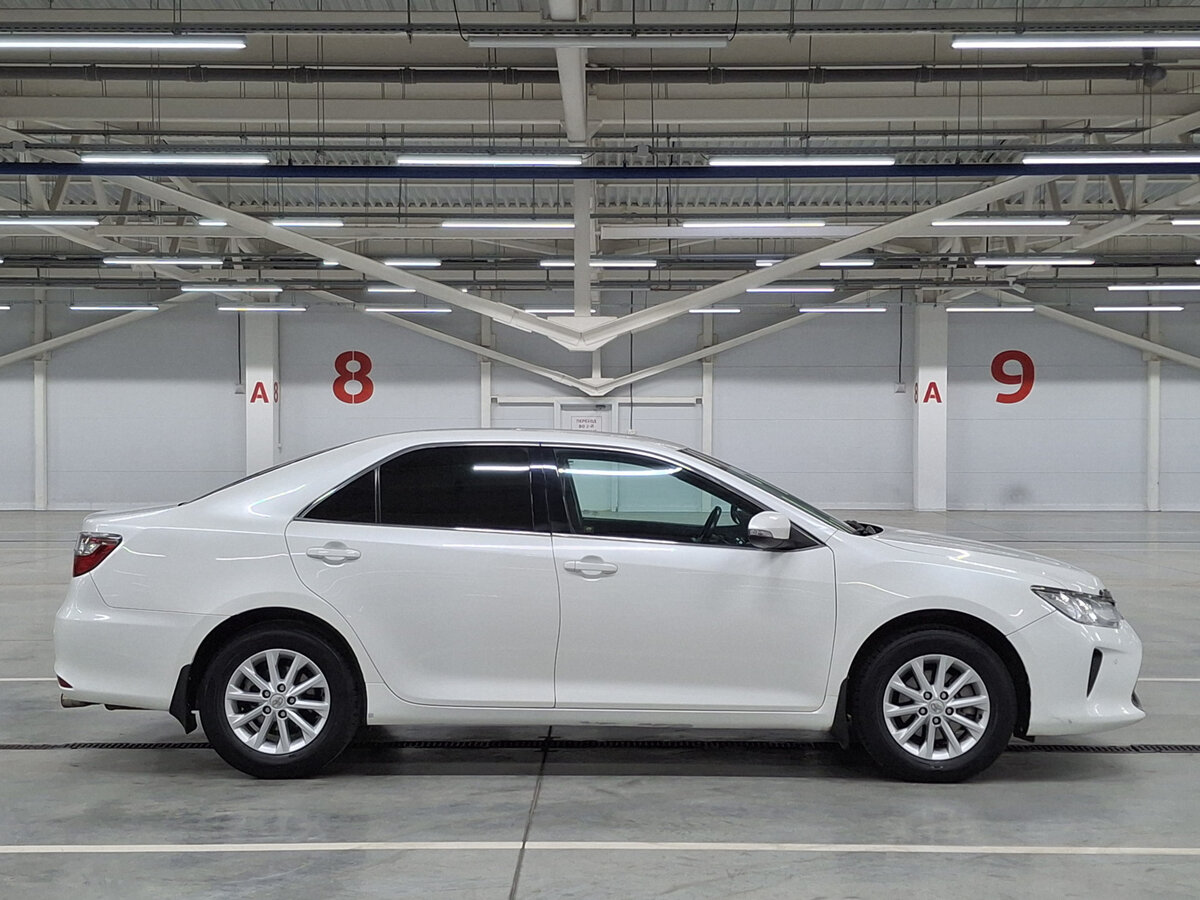 Toyota Camry 2015 года с пробегом. Фото: #3