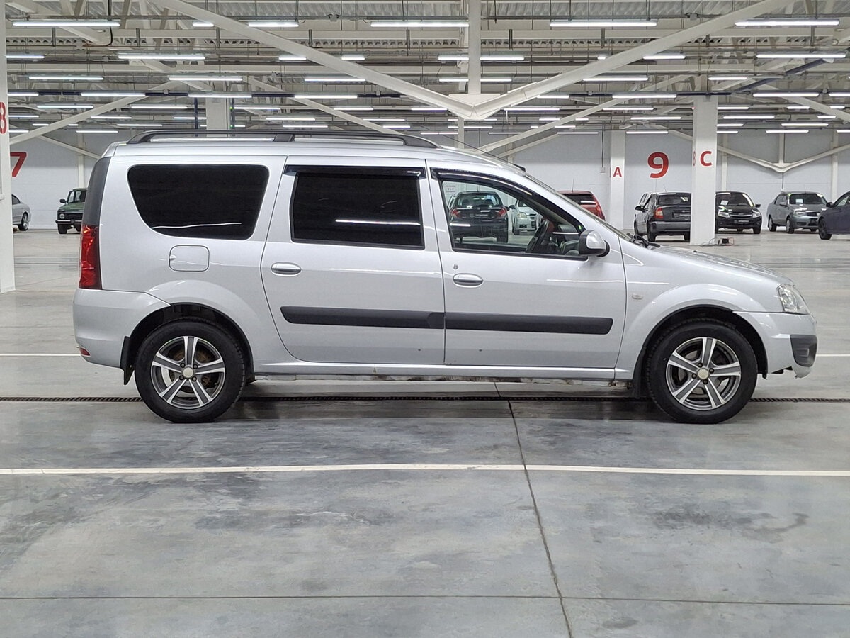 Lada (ВАЗ) Largus 2013 года с пробегом. Фото: #3