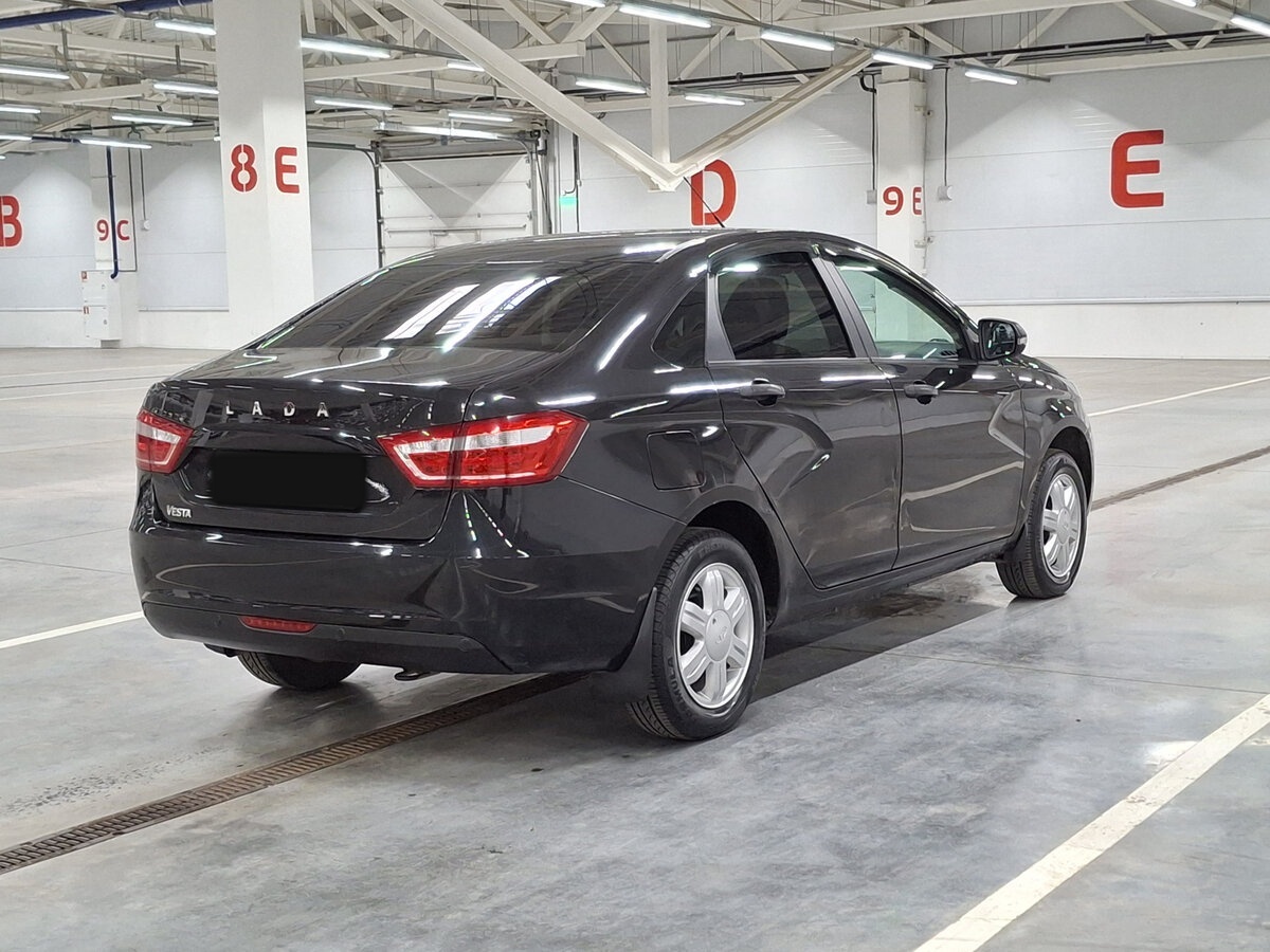 Lada (ВАЗ) Vesta 2018 года с пробегом. Фото: #4