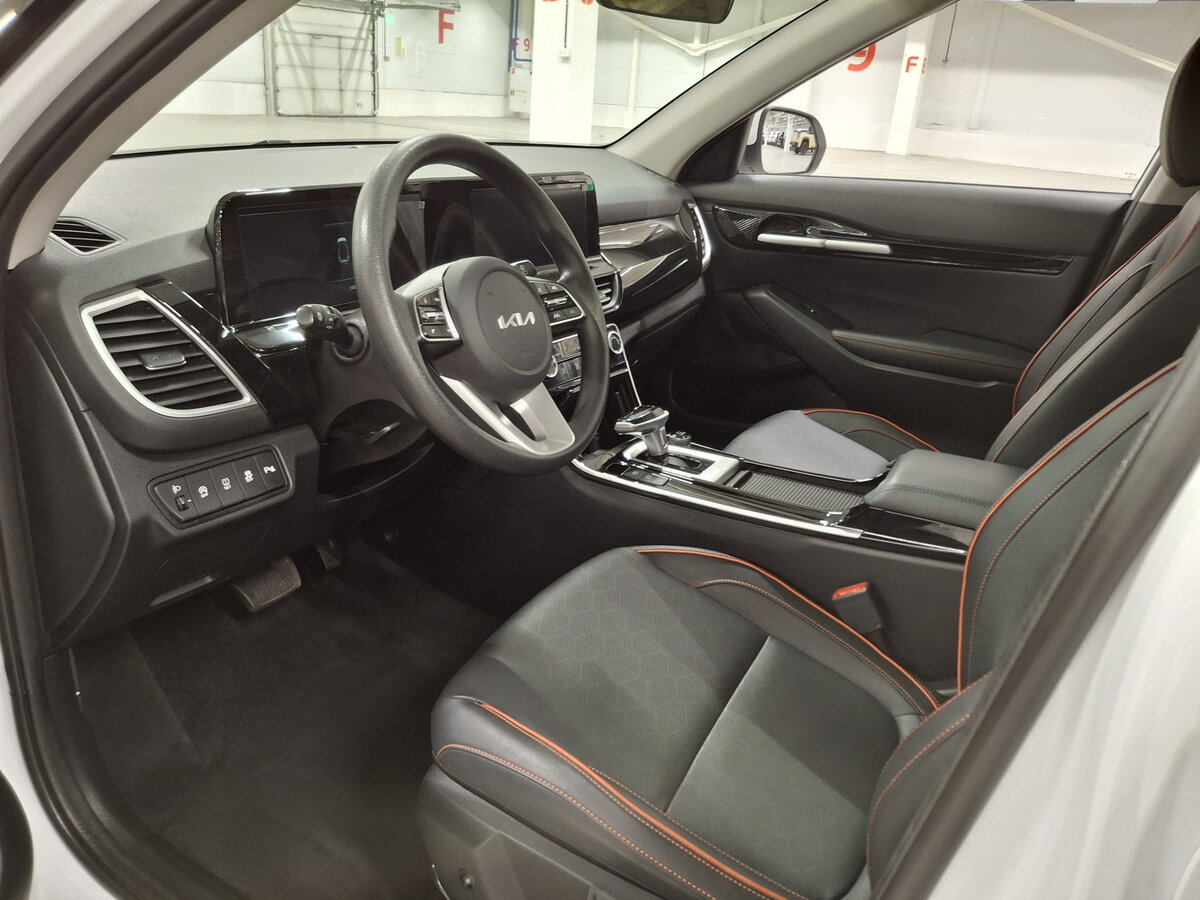 Kia Seltos 2024 года с пробегом. Фото: #15