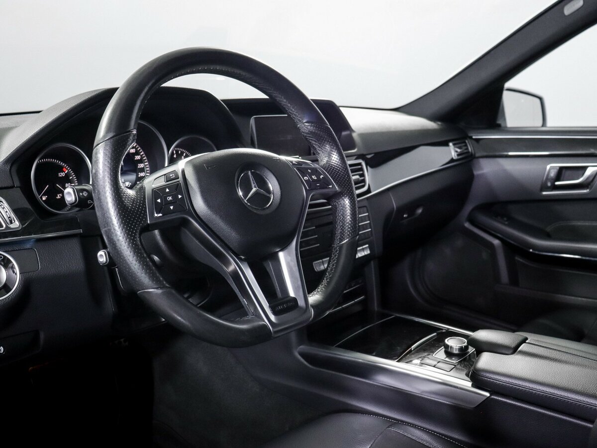 Mercedes-Benz E-Класс 2015 года с пробегом. Фото: #10