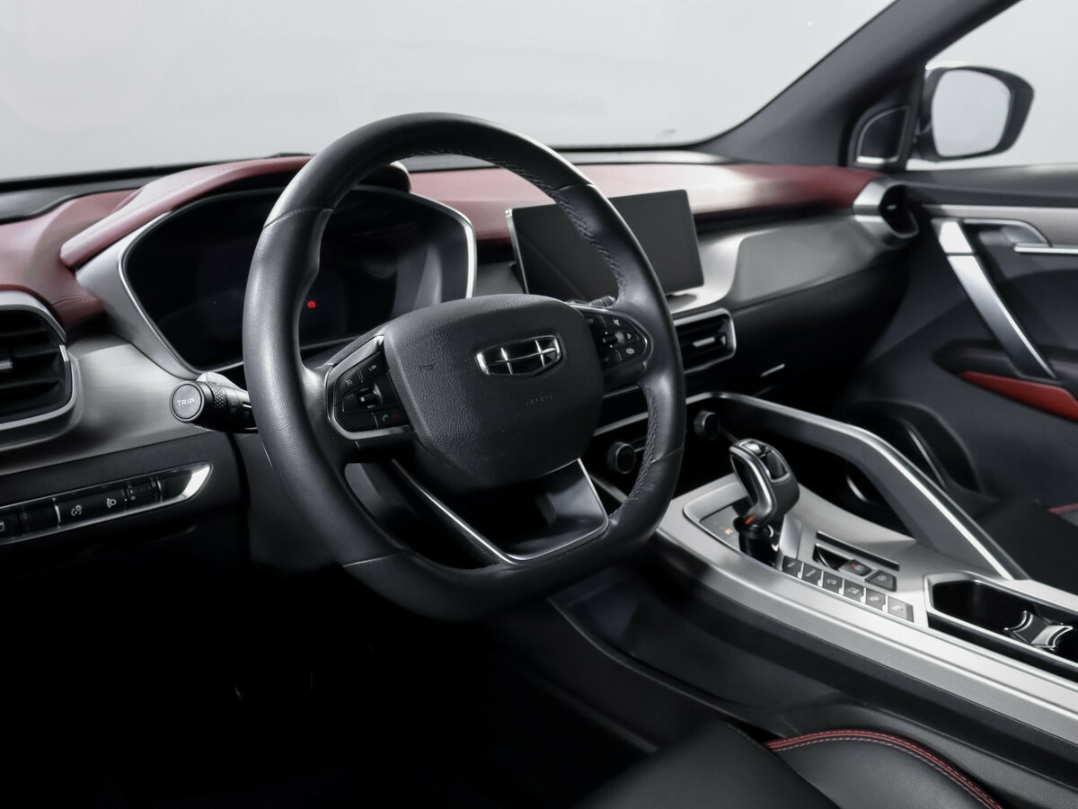 Geely Coolray 2021 года с пробегом. Фото: #12