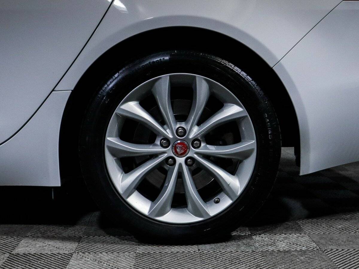 Jaguar XF 2018 года с пробегом. Фото: #11