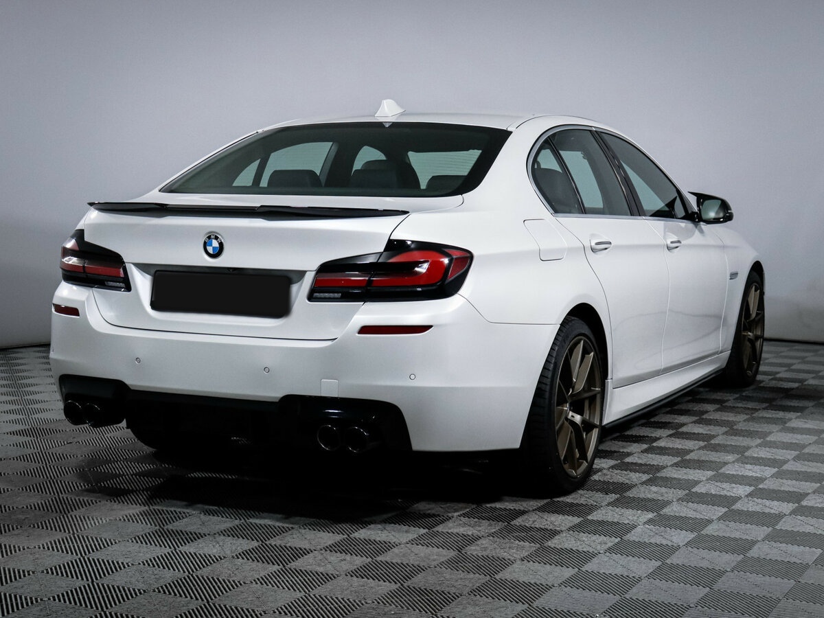 BMW 5 серии 2016 года с пробегом. Фото: #3