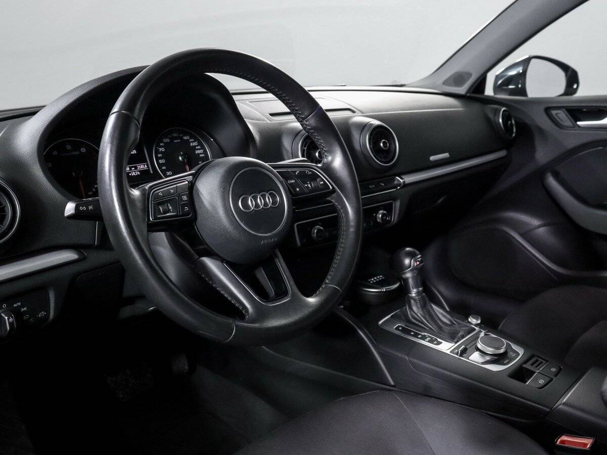 Audi A3 2016 года с пробегом. Фото: #10
