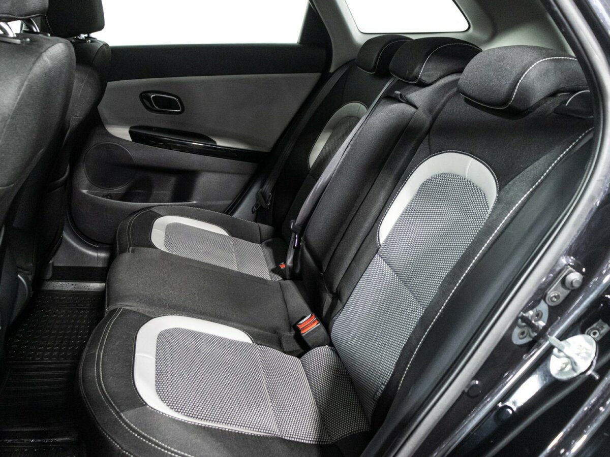 Б/У Киа Сид 2018 года. Фото: #9