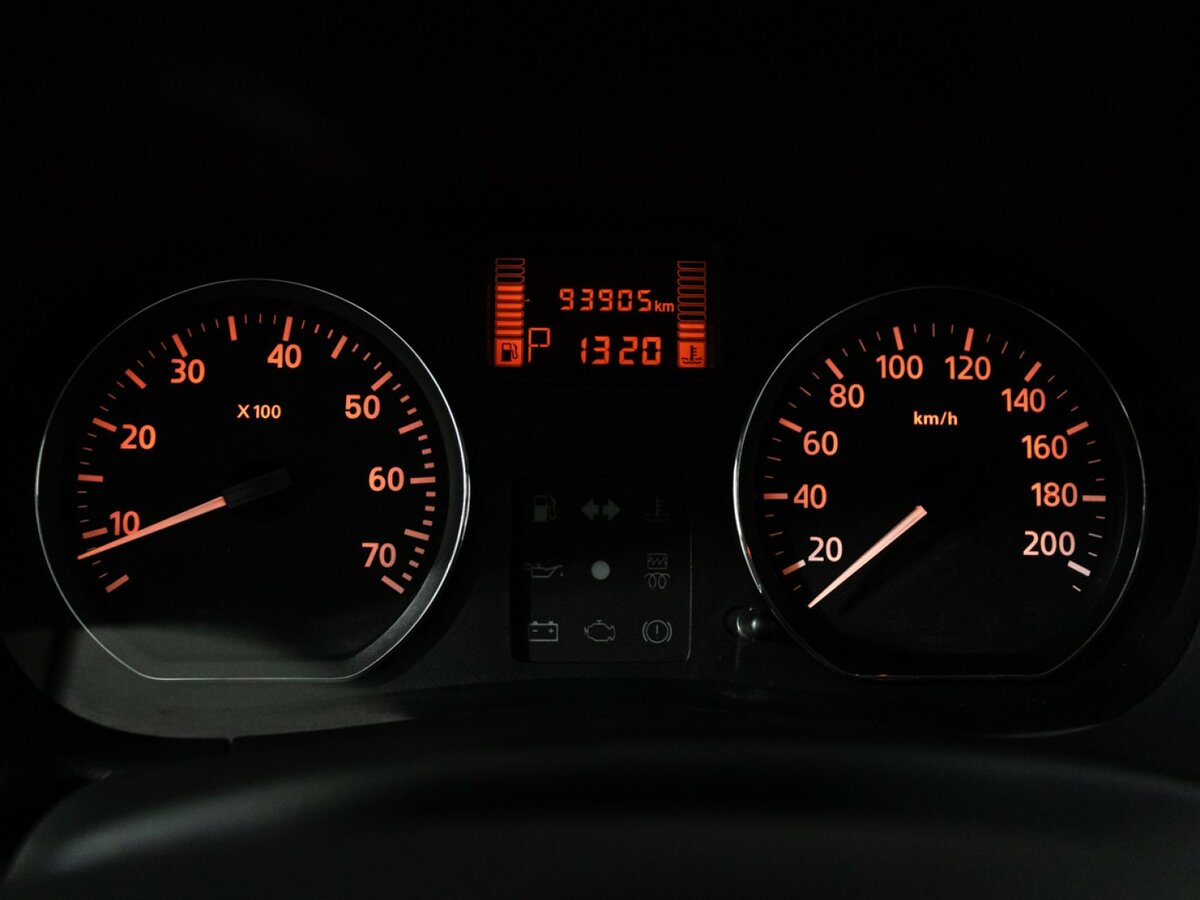 Б/У Ниссан Террано 2014 года. Фото: #11