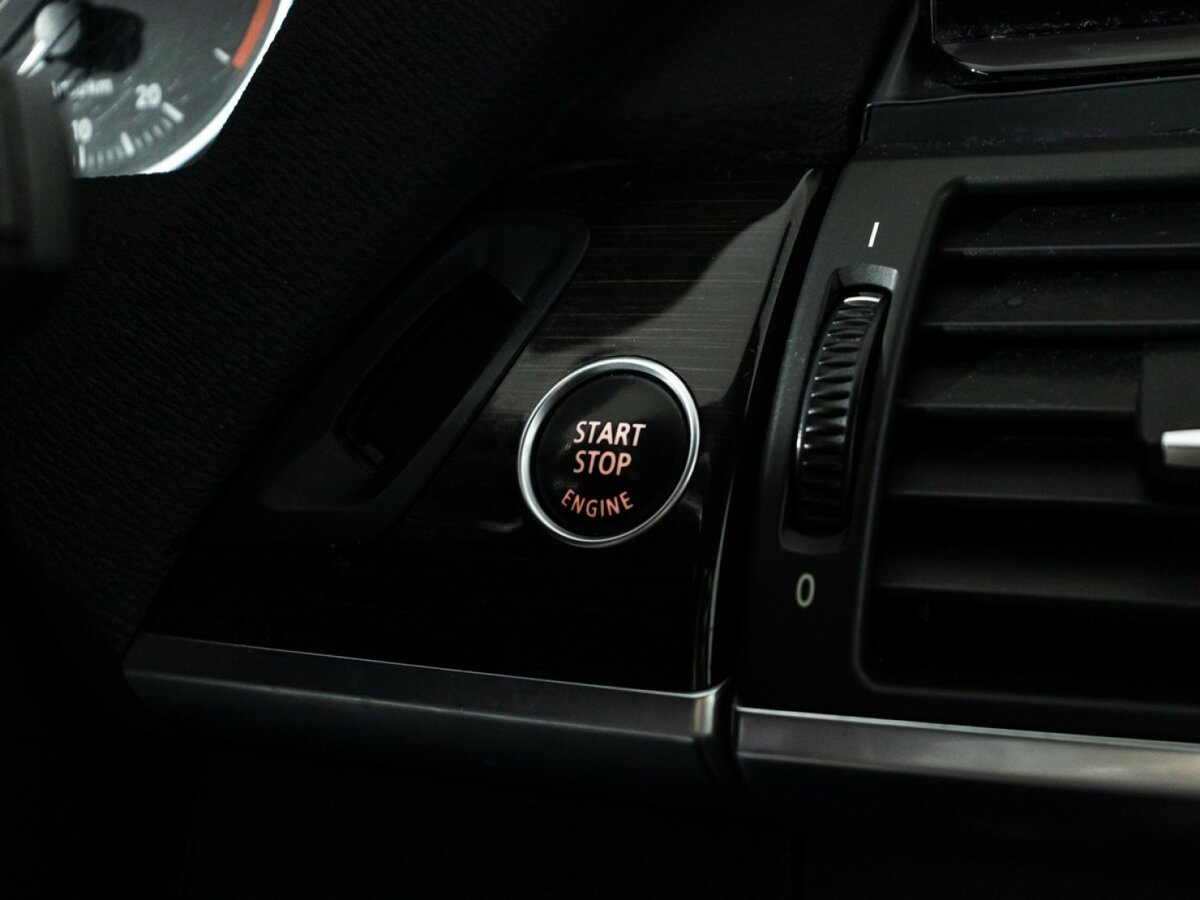 BMW X5 2012 года с пробегом. Фото: #16