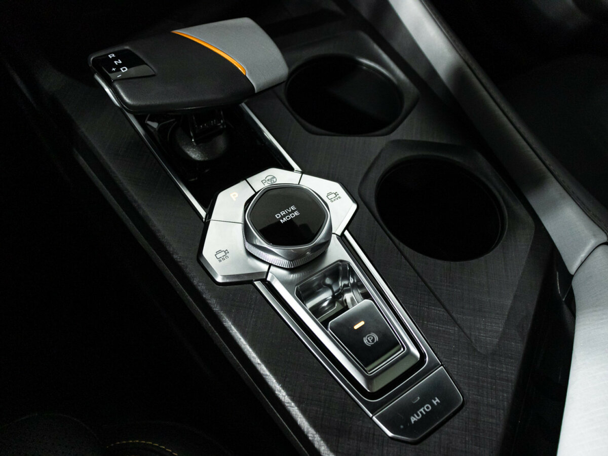 Changan UNI-V 2023 года с пробегом. Фото: #17