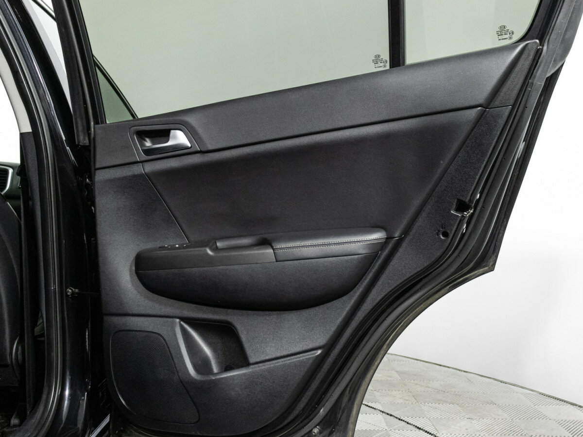 Б/У Киа Спортейдж 2020 года. Фото: #25