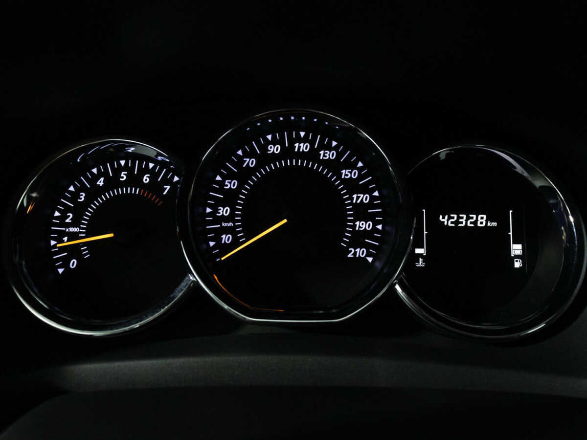 Б/У Рено Сандеро 2022 года. Фото: #11