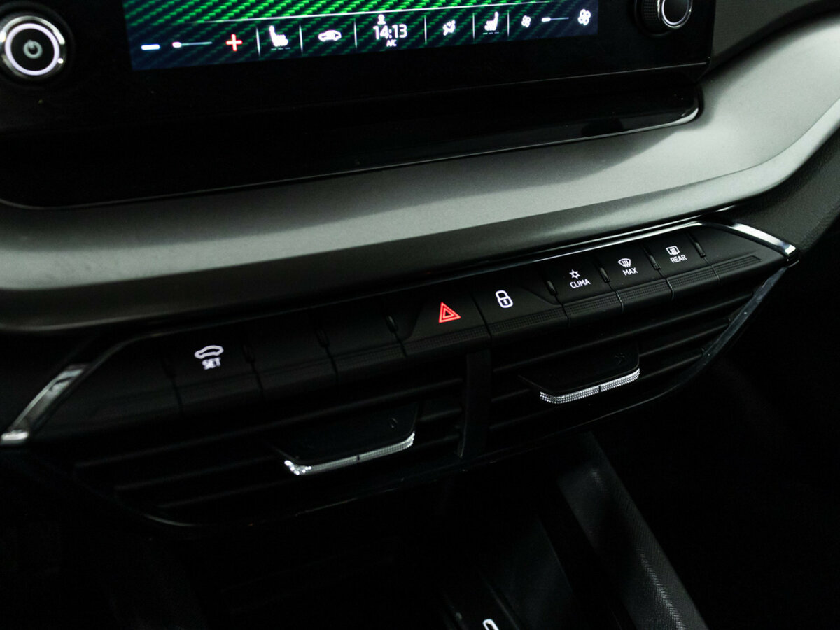 Б/У Шкода Октавия 2021 года. Фото: #14