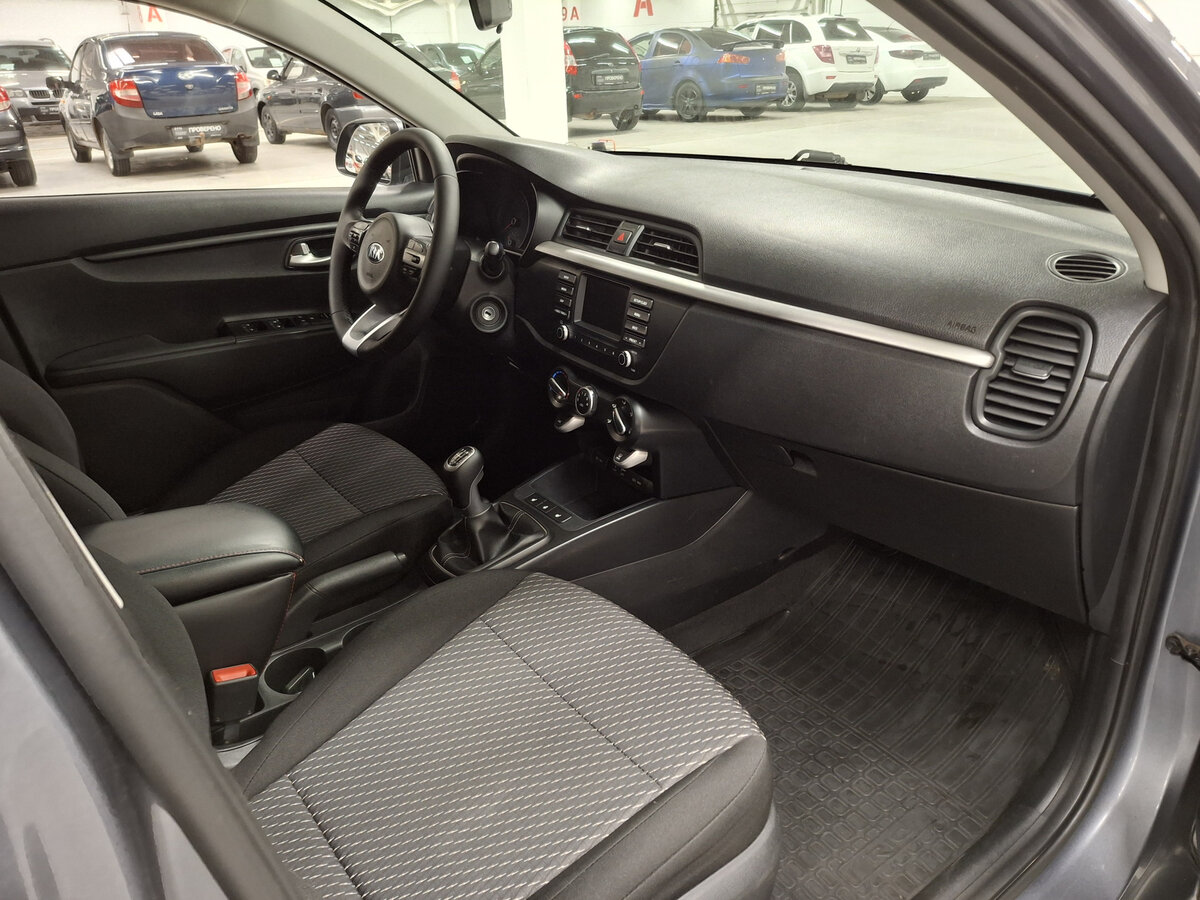 Kia Rio 2018 года с пробегом. Фото: #10