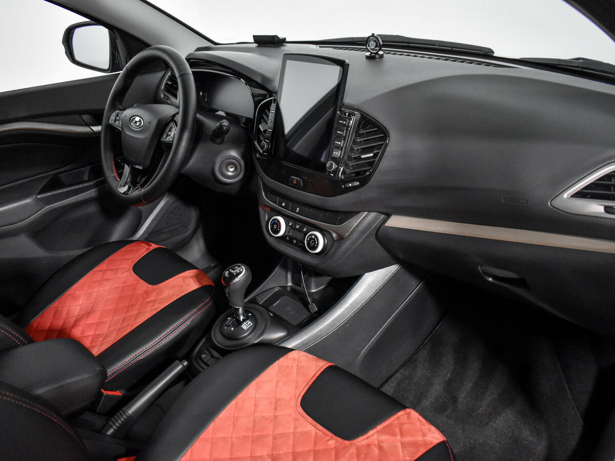 Lada (ВАЗ) Vesta 2018 года с пробегом. Фото: #12