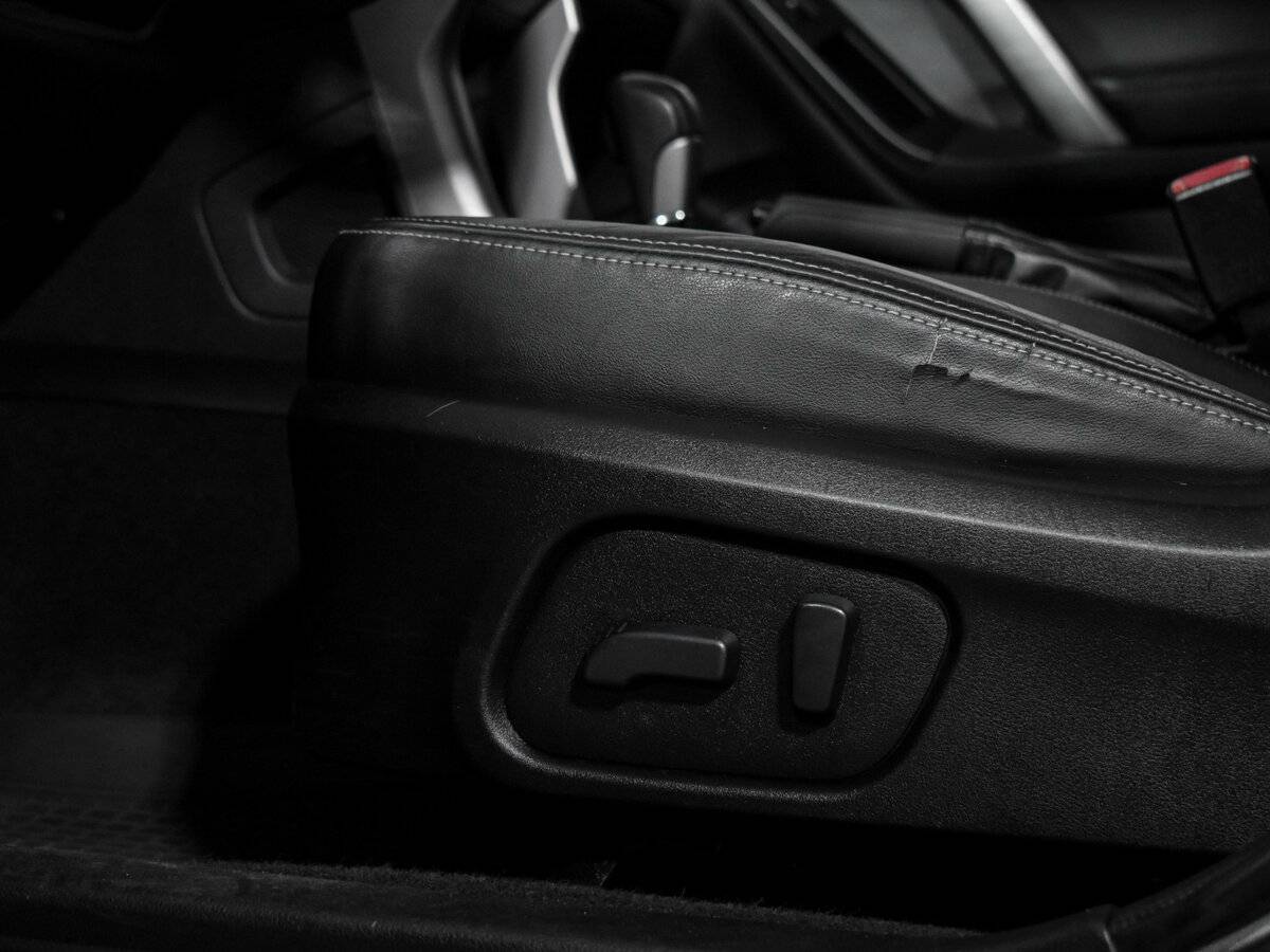 Б/У Субару Форестер 2014 года. Фото: #7