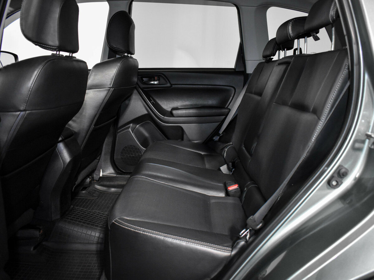 Б/У Субару Форестер 2014 года. Фото: #17