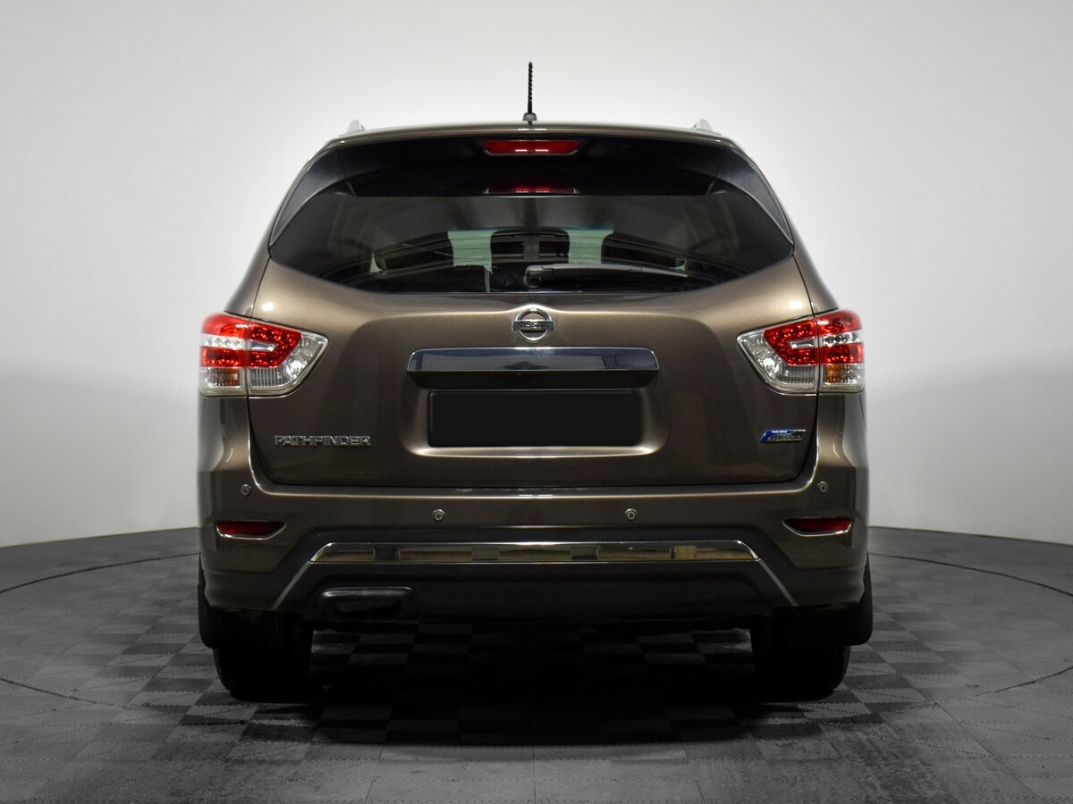 Б/У Ниссан Патфайндер 2014 года. Фото: #3