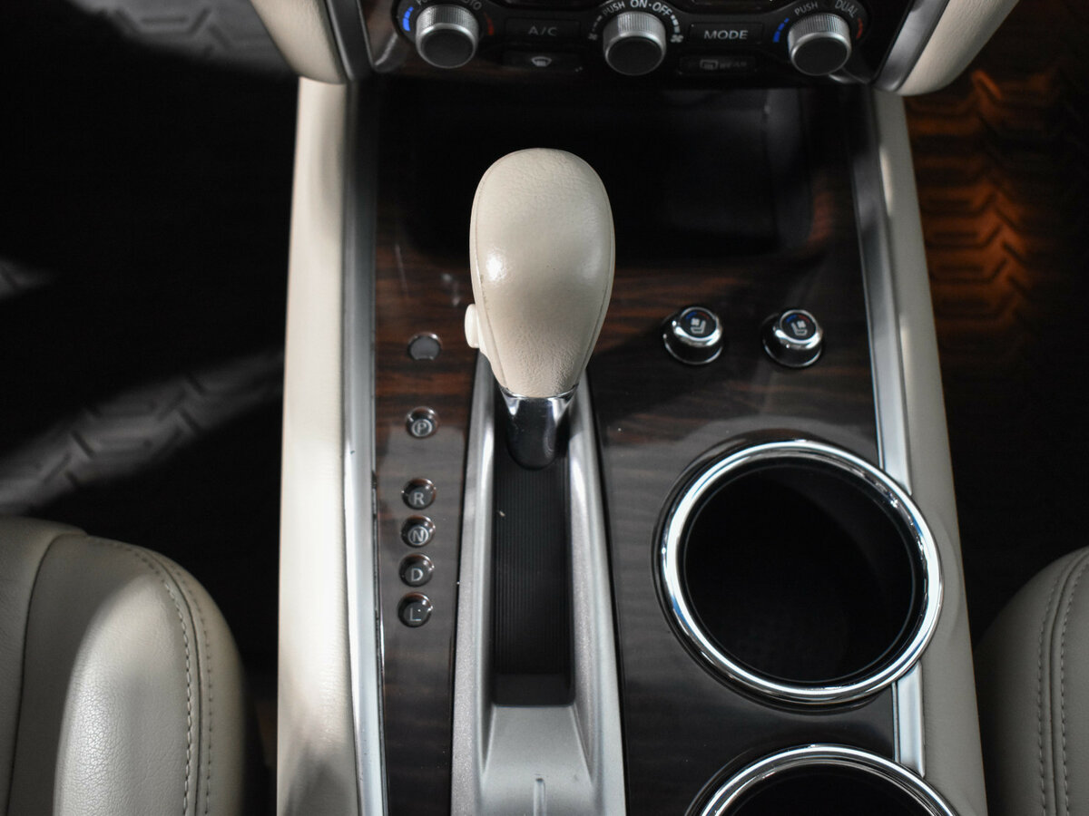 Б/У Ниссан Патфайндер 2014 года. Фото: #7