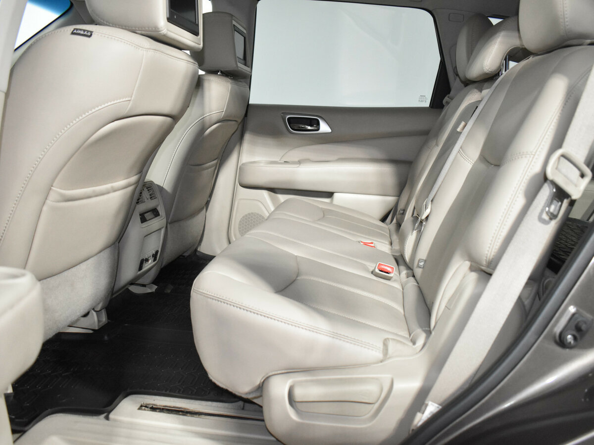 Б/У Ниссан Патфайндер 2014 года. Фото: #9