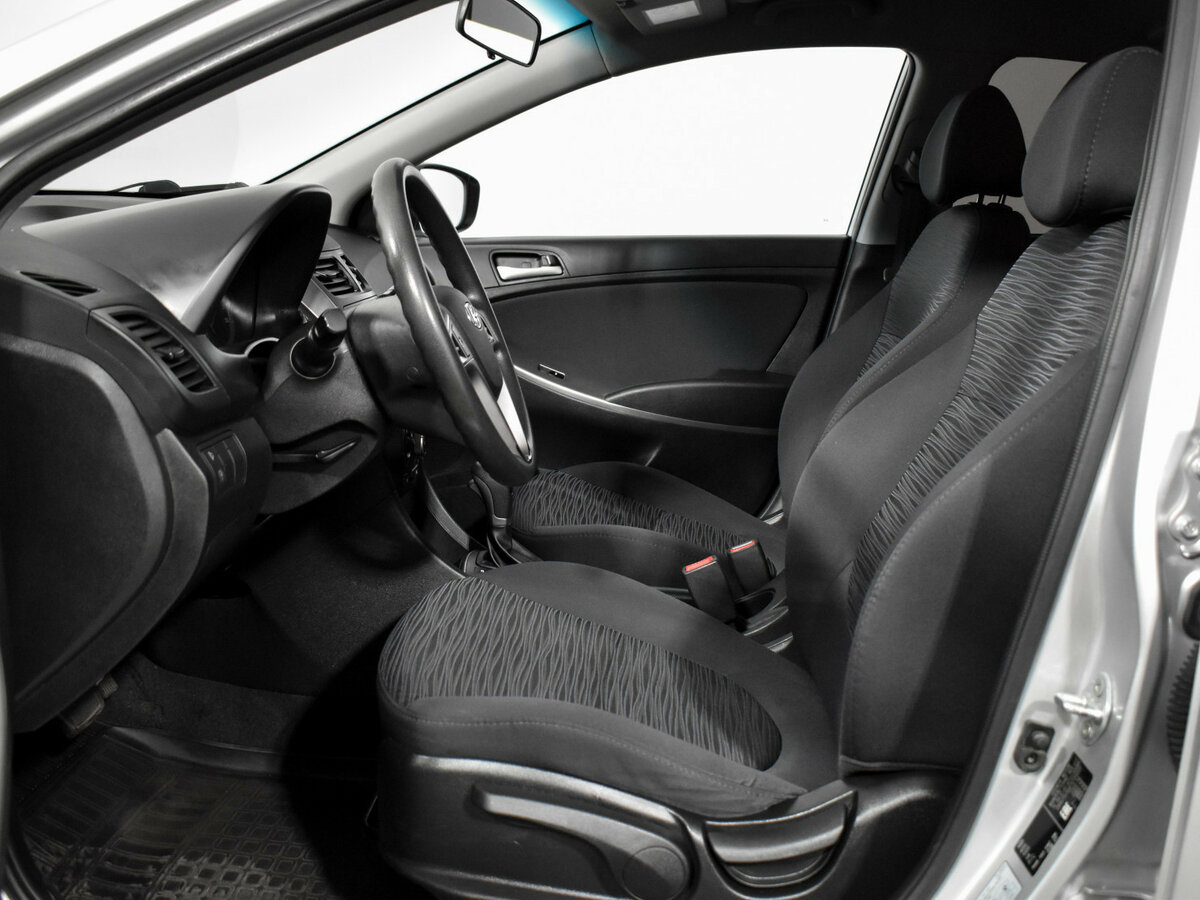 Б/У Хендай Солярис 2015 года. Фото: #9