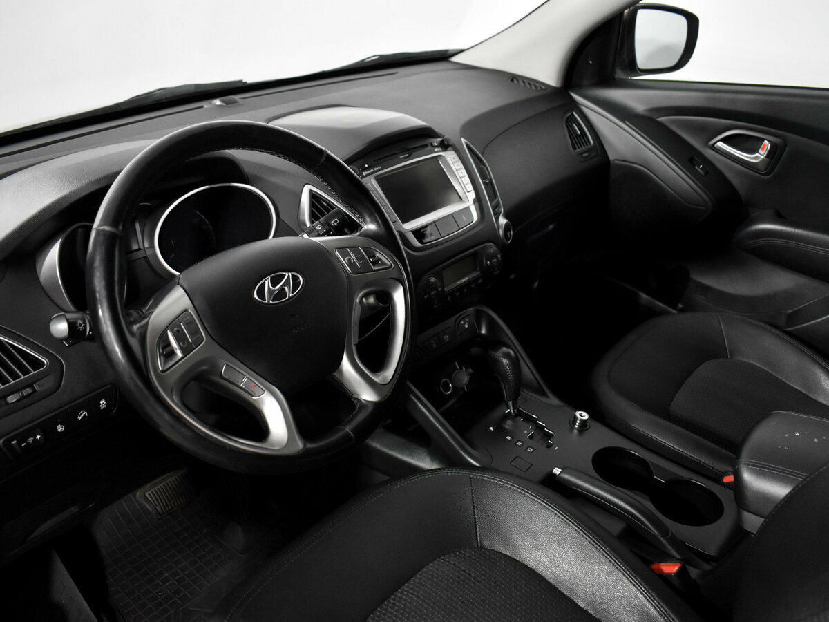 Б/У Хендай ай-икс35 2013 года. Фото: #6