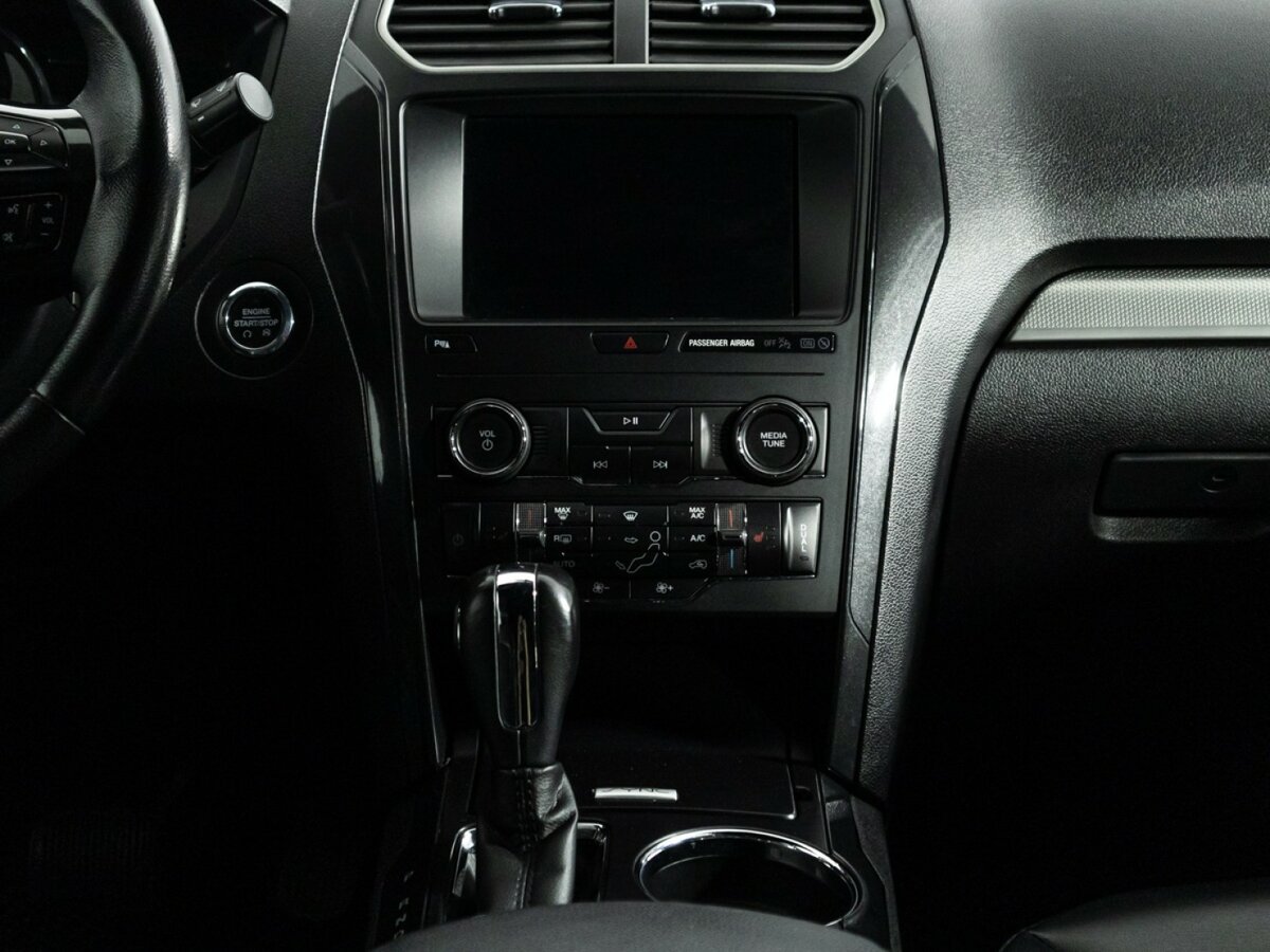 Ford Explorer 2019 года с пробегом. Фото: #11