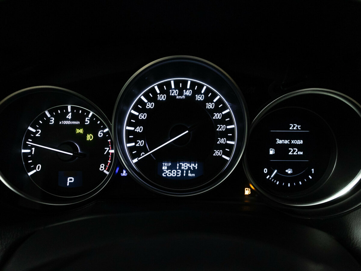 Б/У Мазда Ц-Икс-5 2016 года. Фото: #11