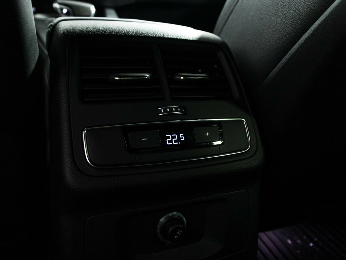 Audi A4 2016 года с пробегом. Фото: #18