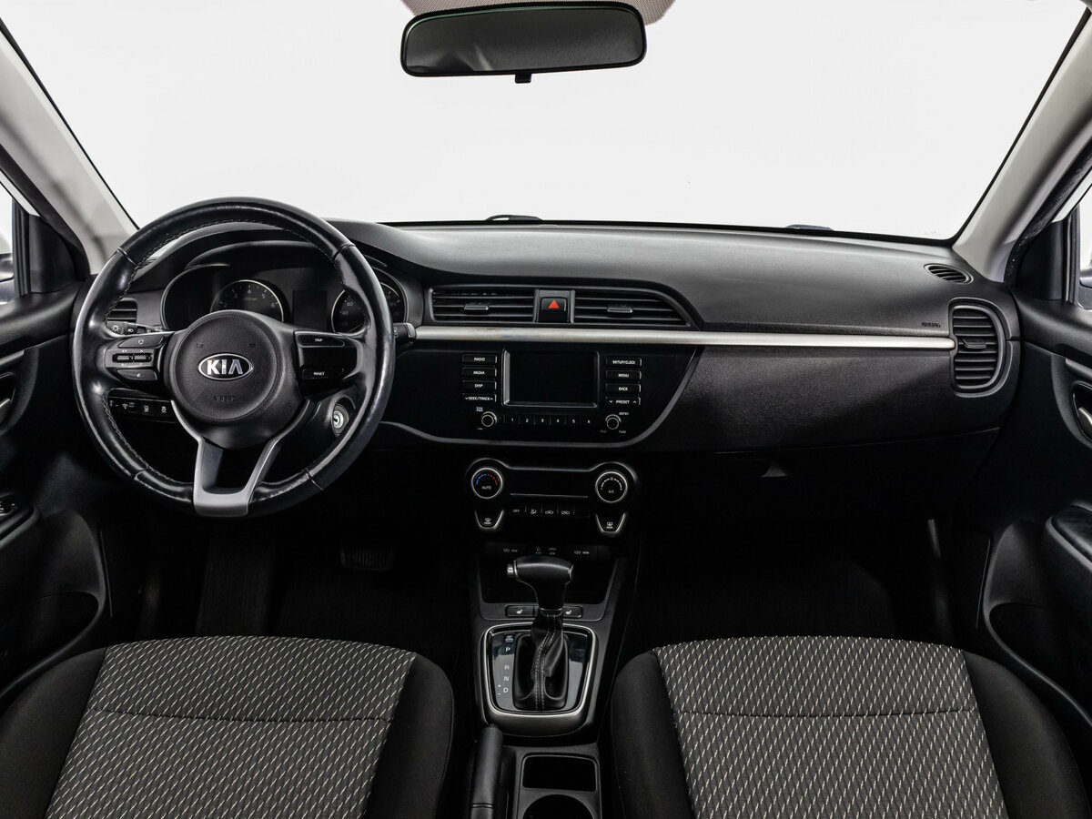 Б/У Киа Рио 2018 года. Фото: #7