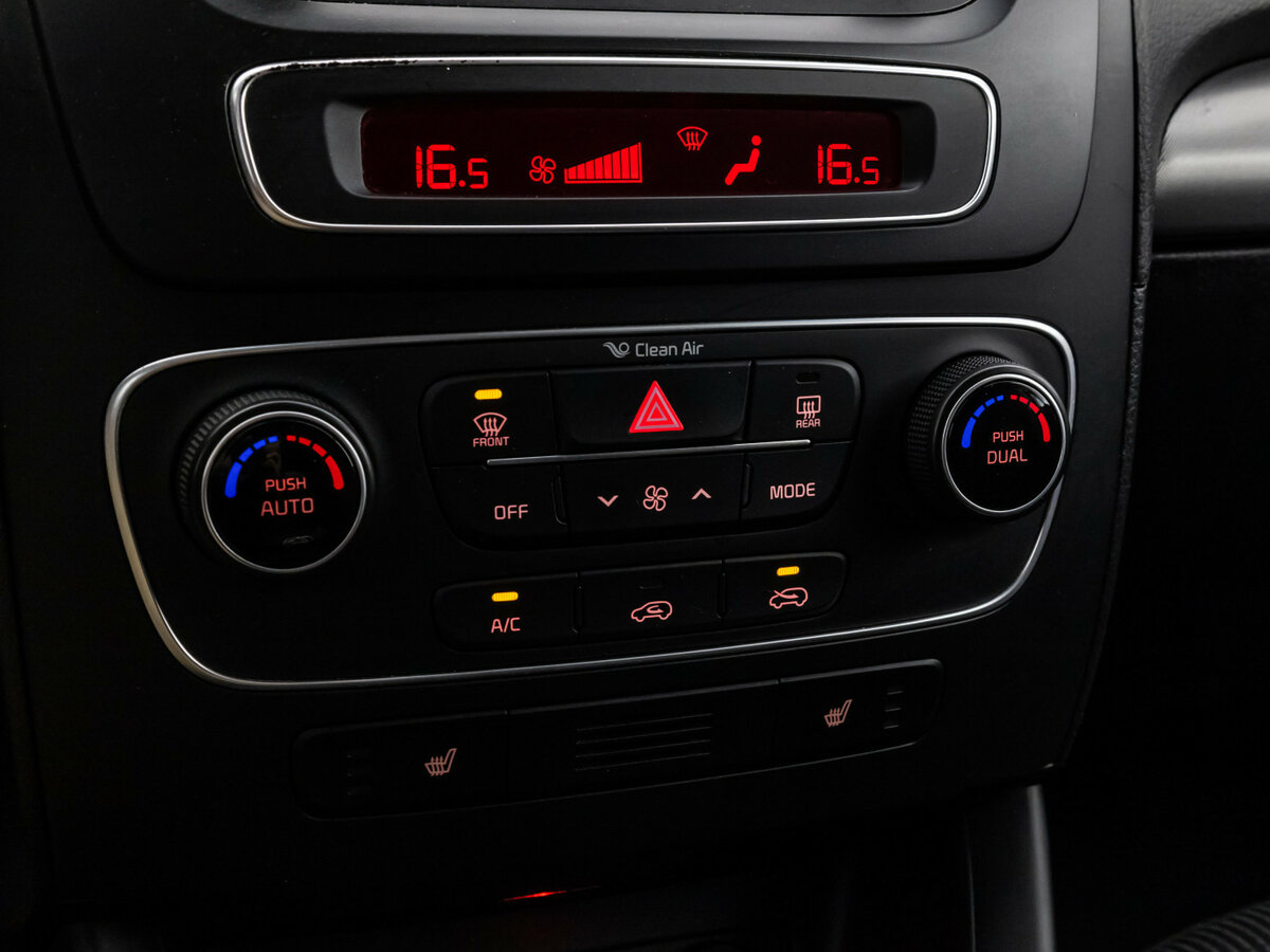 Б/У Киа Соренто 2013 года. Фото: #10