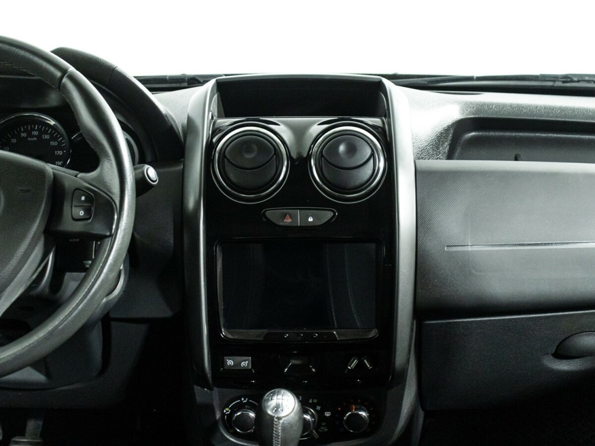 Б/У Рено Дастер 2018 года. Фото: #13