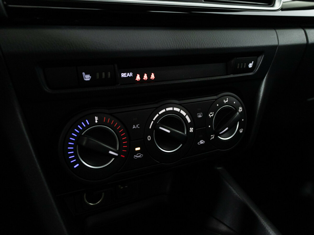 Б/У Мазда 3 2014 года. Фото: #16