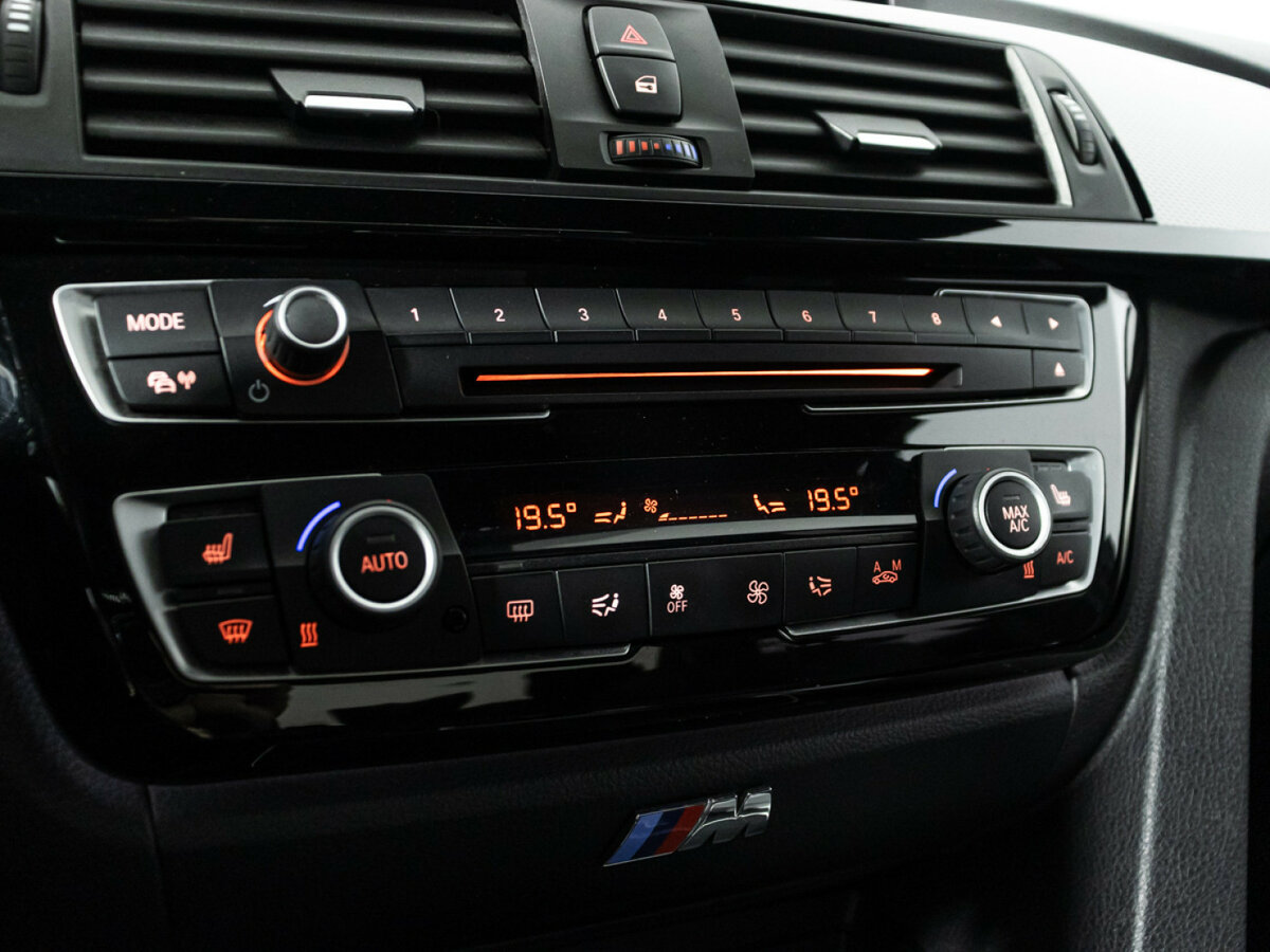 BMW 3 серии 2017 года с пробегом. Фото: #17