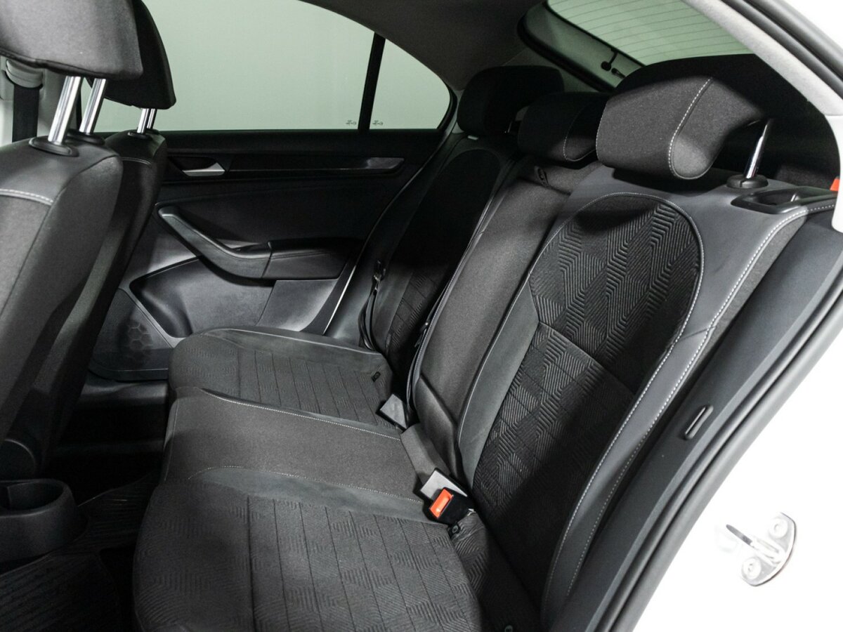 Б/У Фольксваген Поло 2020 года. Фото: #9