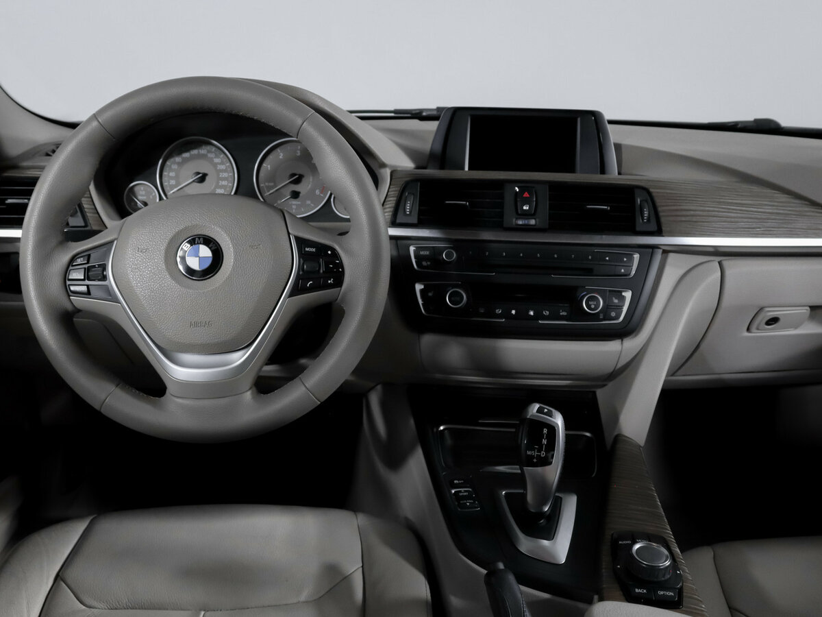 BMW 3 серии 2012 года с пробегом. Фото: #9