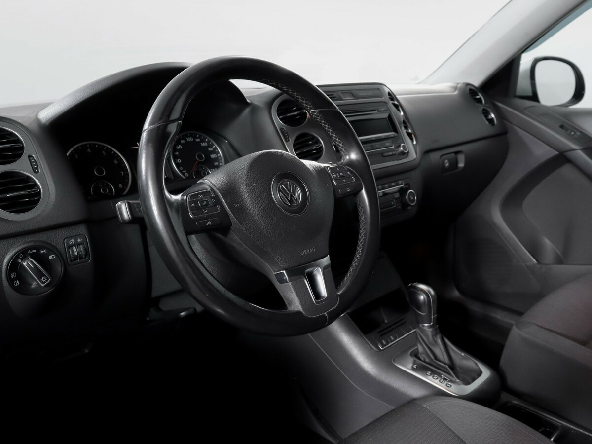 Б/У Фольксваген Тигуан 2013 года. Фото: #9